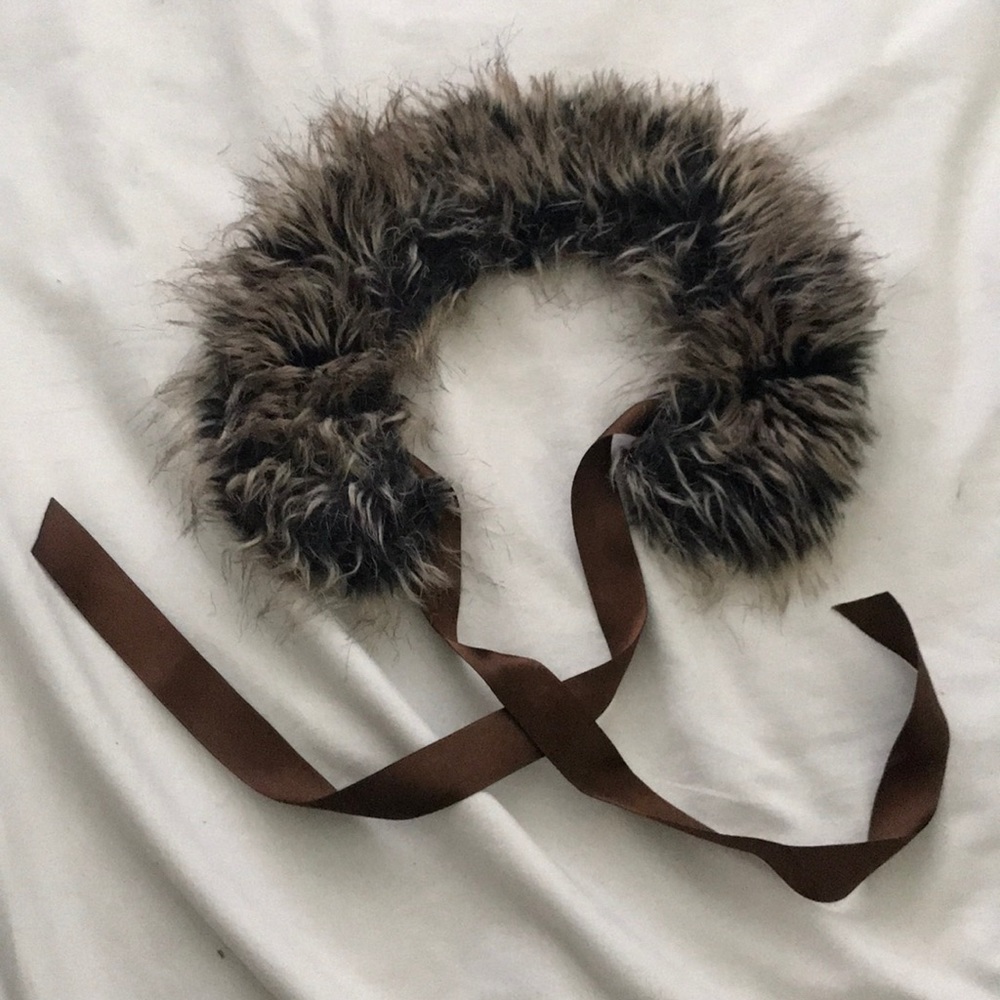 Faux Fur collar